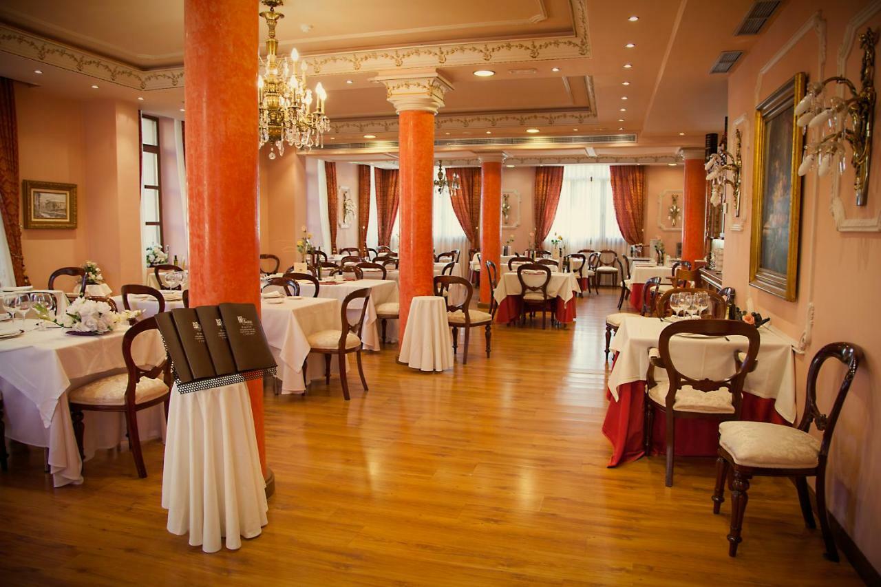 Palacio Azcarate Hotel Ezcaray Exterior photo